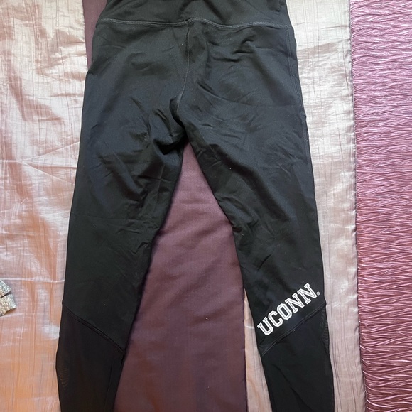 UCONN Pink black mesh detail legging with husky and UConn graphics - Picture 3 of 3